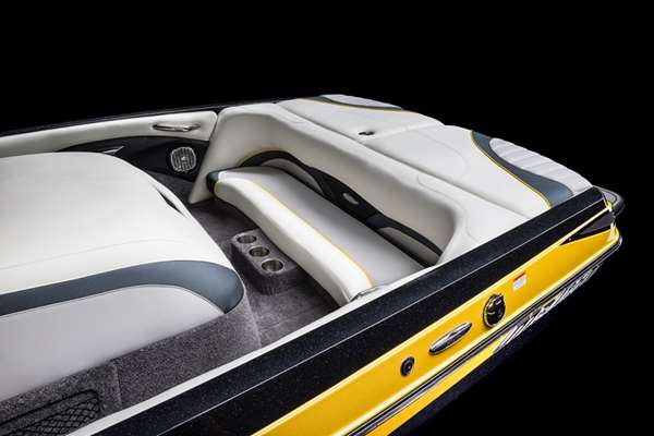 TXi_studio_interior-rear_lowres