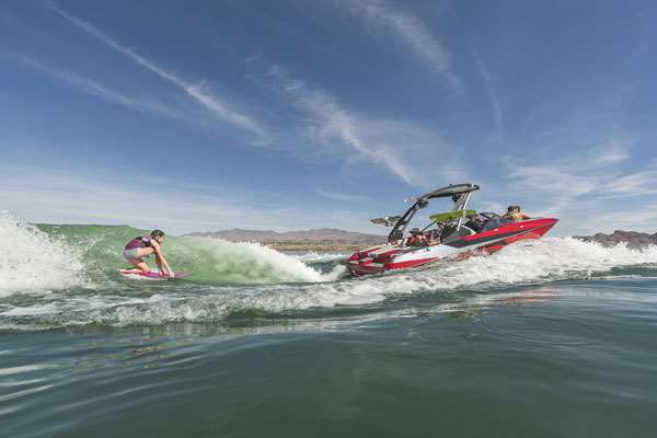 2019_Malibu_21MLX_The_Perfect_Wave