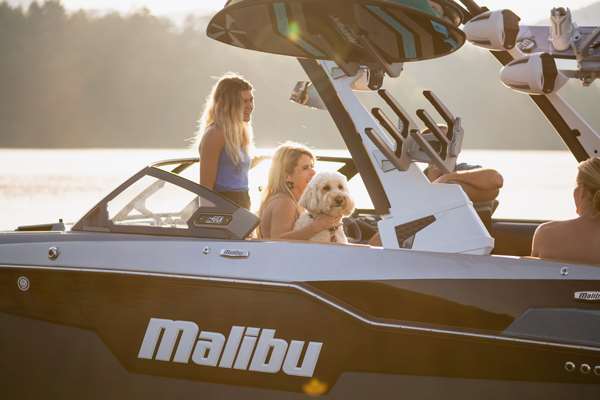 2022_M220_Family_and_Friends